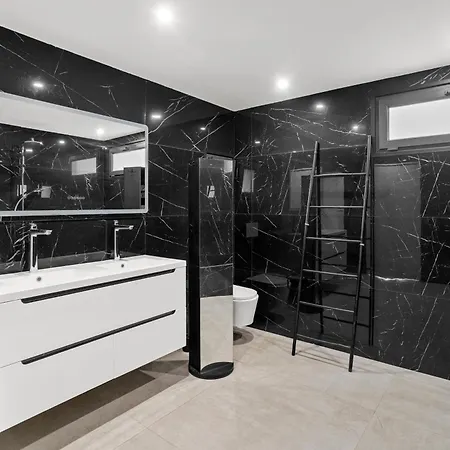 Havre De Paix Avec Prestige Cannes Luxe, Piscine Chauffee, Alarme, Cameras Parking Privee * Le Cannet